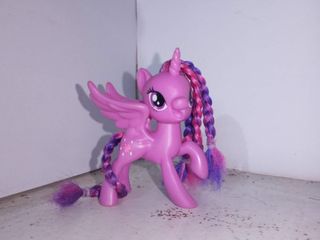 (Category: ) located in . Submitted by juzzdstar (Listing ID 1433129350, Image 1). Description: .