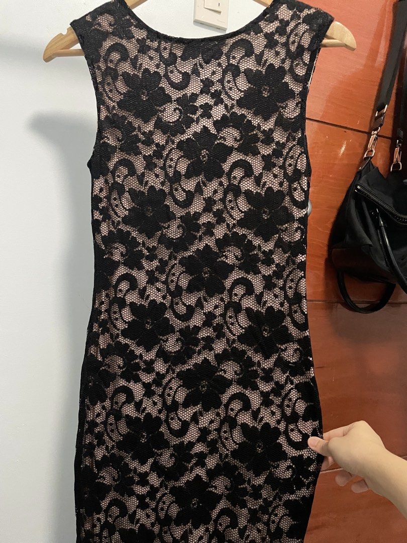 New Look Black Lace Dress (Category: Dresses) located in Bulacan. Submitted by poachmelon (Listing ID 1433013707, Image 1). Description: Perfect for evening wear or special occasions.