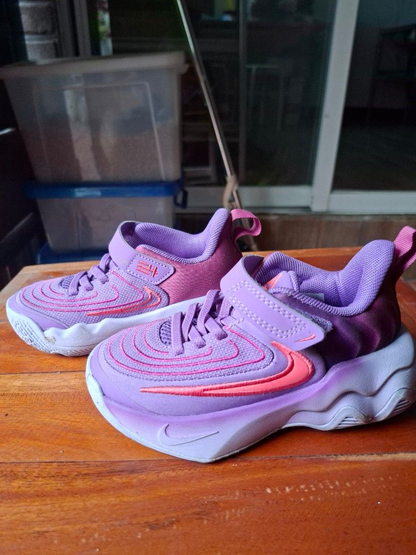 Nike Giannis Immortality 4 Kids Shoes (Category: Babies & Kids Fashion) located in Meycauayan. Submitted by gegellie22 (Listing ID 1433096324, Image 2). Description: - Nike Giannis Immortality 4 kids shoes - Color: Purple - Size: US 10C - Easy on/off with hook-and-loop strap - White sole - Pink Nike swoosh - Unique wavy design on the upper.