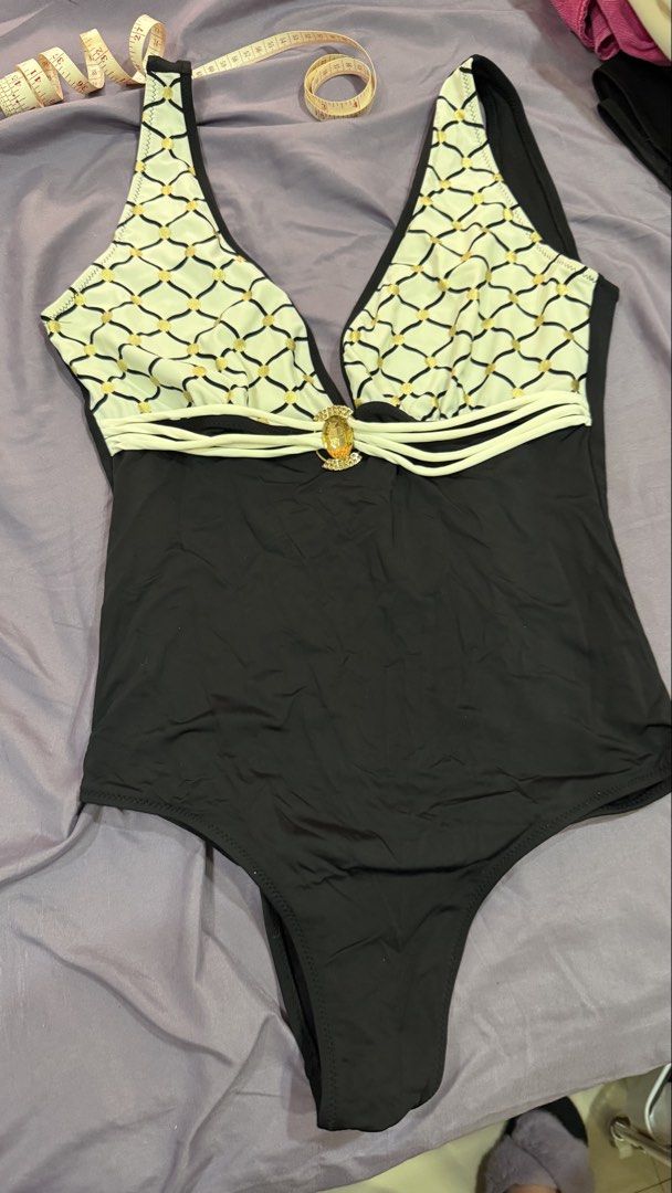 Plus size swimsuit (Category: Bikinis & Swimsuits) located in General Trias. Submitted by secondhandthingzz (Listing ID 1433080749, Image 1). Description: Can fit up to 44 inches waist Never worn No pads Location: General Trias, Cavite Payment: Gcash/RCBC/Maribank Delivery: Lalamove, J&T (shouldered by buyer) ❤️.