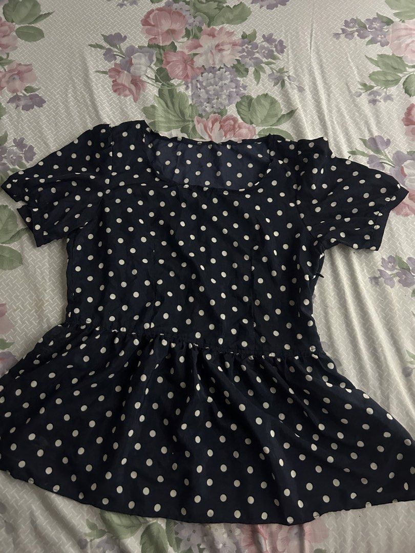 Polka Dot Top (Category: Blouses) located in Manila. Submitted by cheatea (Listing ID 1433181255, Image 3). Description: Navy blue polka dot top. Round neck, short sleeves, and peplum hem. Fitted bodice, side zipper. Lightweight fabric. .