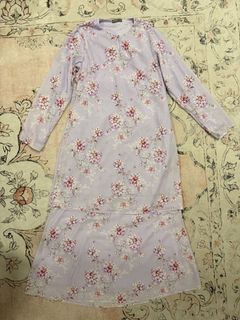 (Category: ) located in . Submitted by clothesfairymama (Listing ID 1433129129, Image 1). Description: .