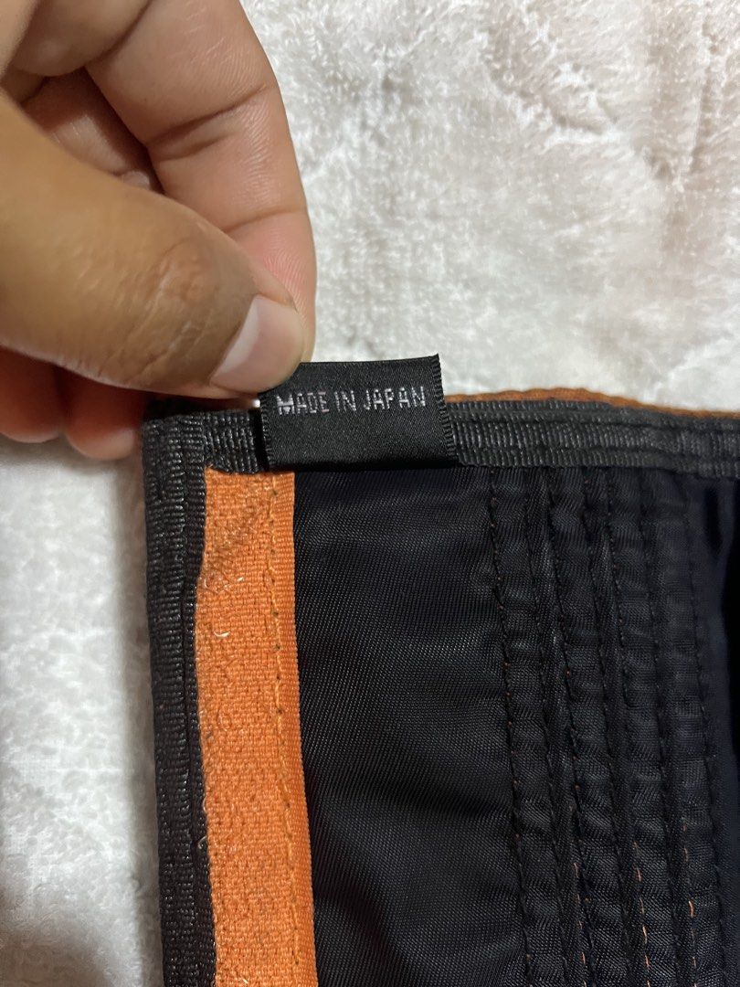 Porter (Category: Wallets & Card Holders) located in Binmaley. Submitted by jayvecatalan21 (Listing ID 1433056419, Image 3). Description: .