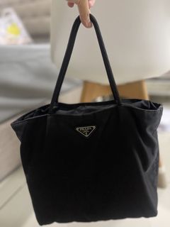(Category: ) located in . Submitted by lululeleleh (Listing ID 1433077456, Image 1). Description: .