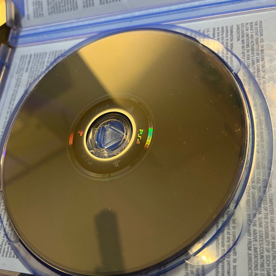 PS4 game bundle (Category: PlayStation) located in Makati City. Submitted by thoushalt (Listing ID 1433193934, Image 3). Description: -sold as a set.