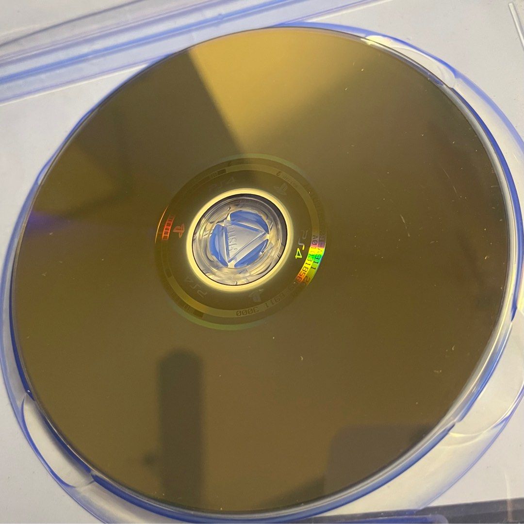 PS4 game bundle (Category: PlayStation) located in Makati City. Submitted by thoushalt (Listing ID 1433193934, Image 2). Description: -sold as a set.