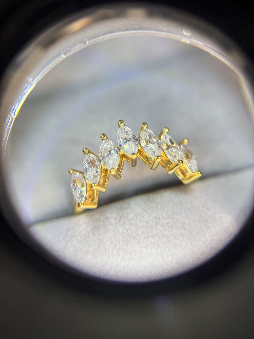 S925 Moissanite Marquise Half Eternity Ring s7 (Category: Rings) located in Pasig City. Submitted by kleankloset (Listing ID 1433199759, Image 1). Description: S925 Moissanite Half Eternity Marquise Ring – 7 Stone (~0.7–0.8ct) Gold Vermeil | Size 7 ✨ Description: Elegant half eternity ring featuring 7 marquise-cut moissanite stones set in a refined gold vermeil band. Delicate yet eye-catching, it gives a timeless, feminine look with a subtle brid