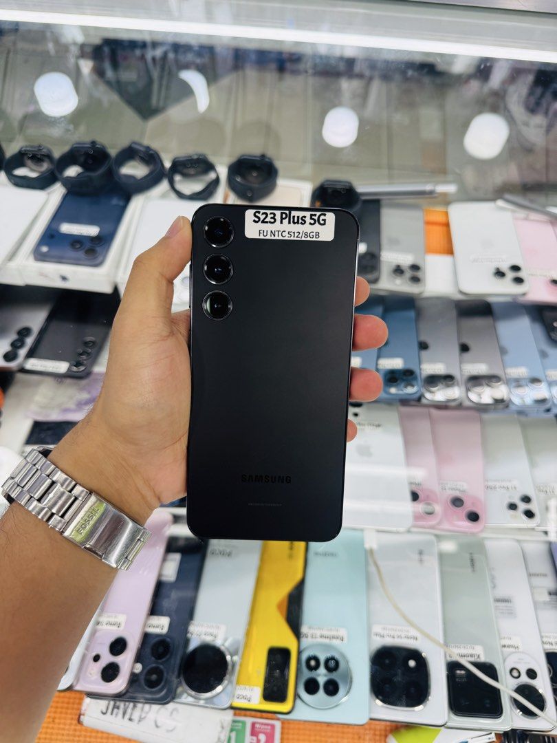 Samsung S23 Plus 8/512GB Openline NTC Approved (Category: Samsung) located in San Juan City. Submitted by Khalidmgdla08 (Listing ID 1433085535, Image 1). Description: FOR SALE | TRADE/SWAP Price: 22,999 On hand: S23 Plus✔️ 8/512GB ✔️ OPENLINE ✔️ NTC APPROVED ✔️ 100% Original ✔️ 99% Makinis ✔️ 99% Smooth ✔️ NOT REFURB ✔️ NO HIDDEN ISSUES ✔️ NEVER BEEN REPAIRED ✔️ TEST TO SAWA✔️ FREE 3-UTOOLS ✔️ ANY MODEL OF IPHONE AND SAMSUNG ARE AVAILABLE! ✨ We a
