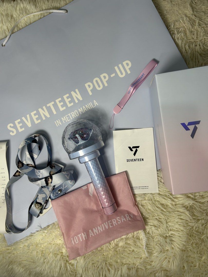 Seventeen Official Light Stick (Category: K-Wave Merchandise) located in Manila. Submitted by riided (Listing ID 1433051187, Image 1). Description: Caratbong - bought last March 26 used nung fanmeet ni Mingyu - w/ free light stick strap - complete inclusions 📍: Manila 🚚: can do sdd / jnt.