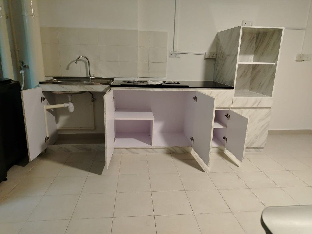 Study Table (Category: Bathroom & Kitchen Fixtures) located in Singapore. Submitted by 90260198 (Listing ID 1433201161, Image 1). Description: .