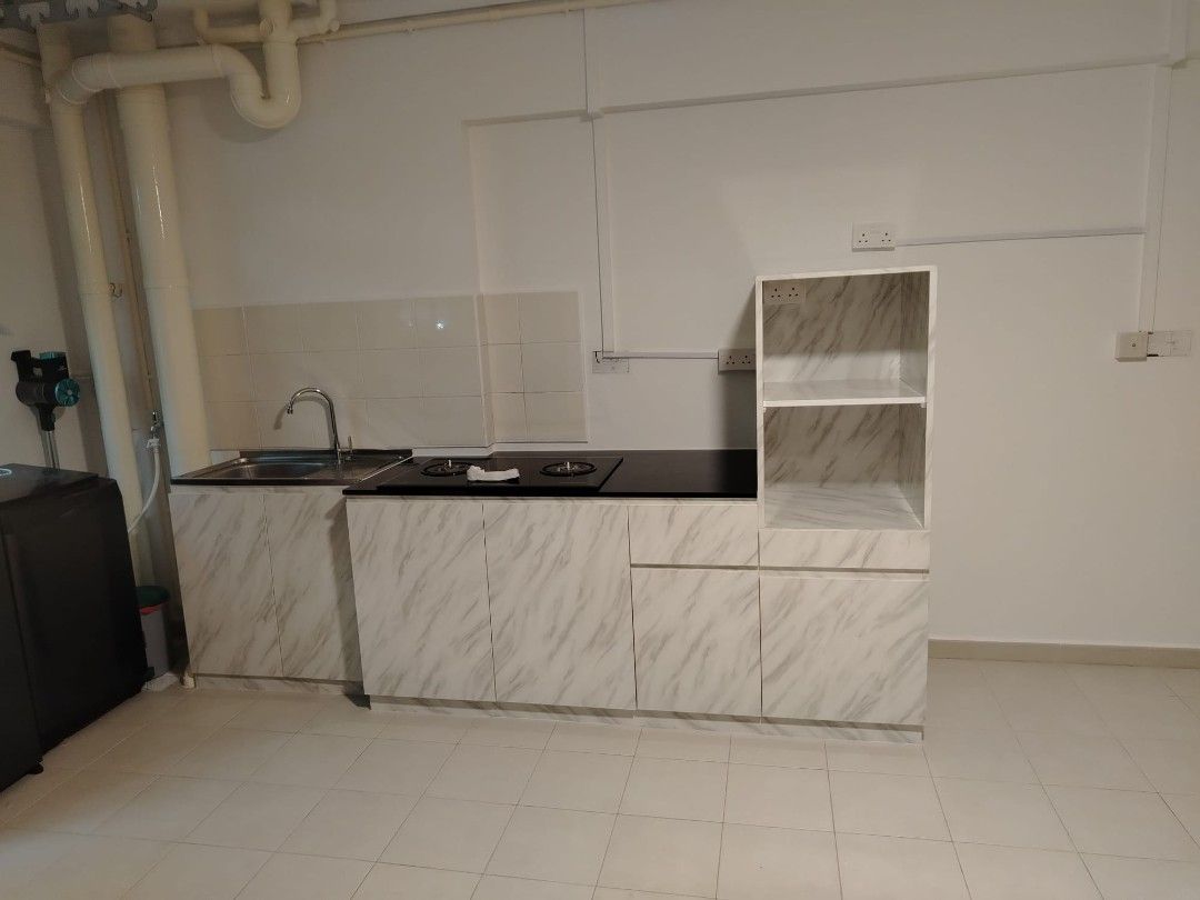 Study Table (Category: Bathroom & Kitchen Fixtures) located in Singapore. Submitted by 90260198 (Listing ID 1433201161, Image 2). Description: .