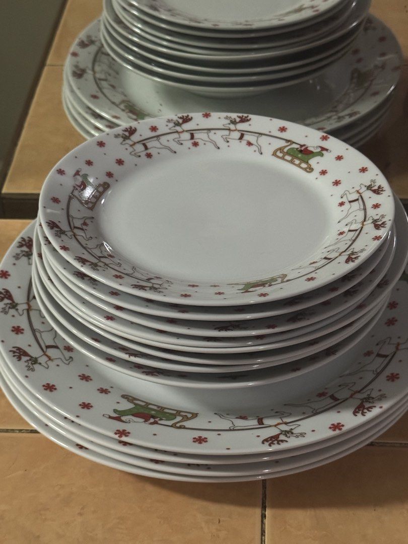 TAKE ALL: Christmas Themed Dinner Plates (Category: Dinnerware & Cutlery) located in Quezon City. Submitted by sortstudio.___ (Listing ID 1433106354, Image 2). Description: LAST PRICE POSTED No delivery outside the metro for this item. Via lala or grab only..