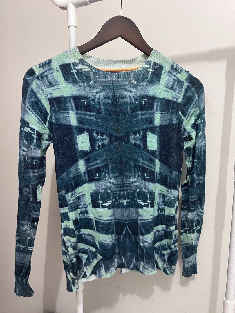 Teal Blue Abstract Geometric Knit Longsleeve (Category: Activewear) located in Manila. Submitted by recobyyna (Listing ID 1433001426, Image 1). Description: Cyber-Chic Abstract Pixel Knit Make a statement in this teal and navy geometric print sweater. Tight-knit fit with a futuristic, digital-inspired pattern. Perfect for those who love a bold, edgy look..