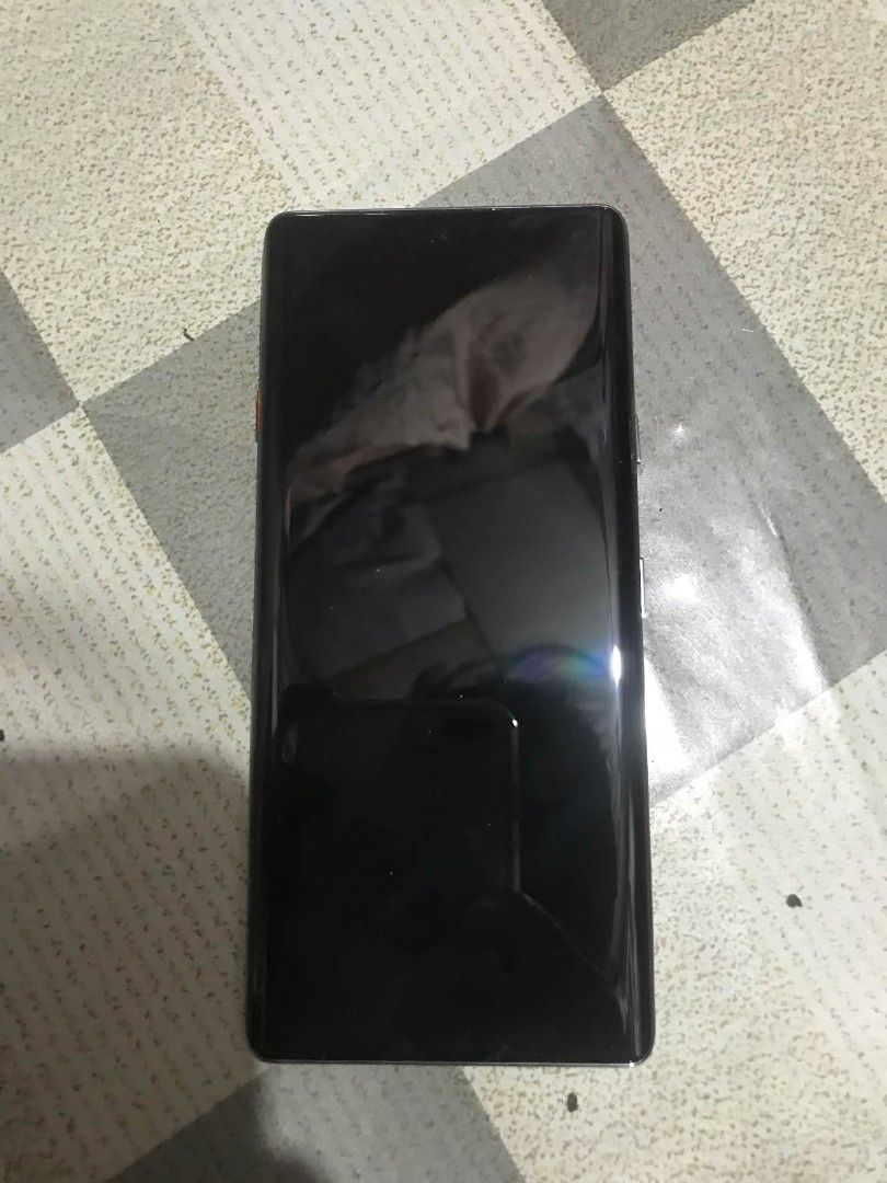 Tecno Camon 40 Pro 5g (Category: Android Others) located in Manila. Submitted by epicfire.766d82 (Listing ID 1433042368, Image 2). Description: Selling Tecno Camon 40 pro 5g 256gb May Camera lens protector na Good as new 4 months palang nagagamit Wala lang yung lower volume botton niya pero sobrang kinis pa meet up agad Pm sa may gusto.