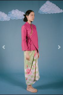 (Category: ) located in . Submitted by shopwithks (Listing ID 1433022757, Image 1). Description: .