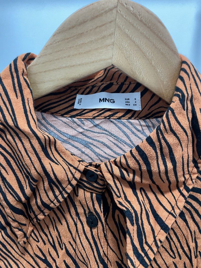Tiger Print Longsleeves (Category: Longsleeves) located in Bulacan. Submitted by poachmelon (Listing ID 1433020250, Image 2). Description: .