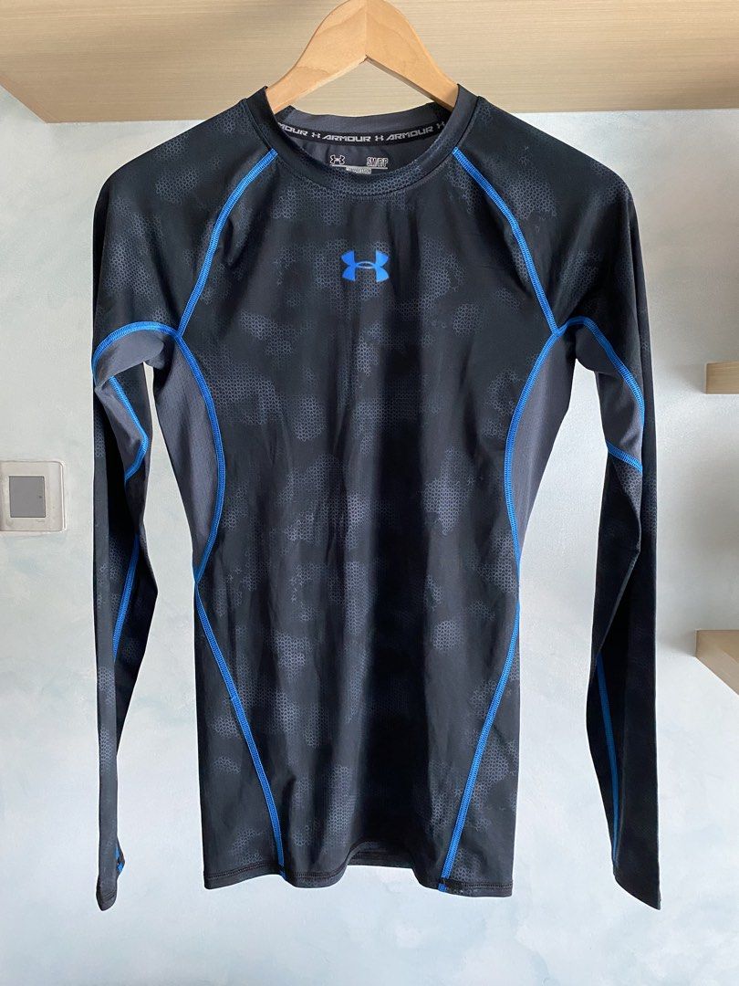 Under Armour Heat Gear Compression Top Long Sleeves (Category: Activewear) located in Taguig. Submitted by reviverevolution (Listing ID 1433092622, Image 2). Description: - Under Armour Heat Gear Compression Top Long Sleeves - Color: Black/Blue - Size: Small - Measurement: pit to pit 15 3/4 inches; length 26 inches - Payment Methods: GCash / BPI / BDO - Delivery via LBC / J&T pick-up / Lalamove pick-up. Delivery fee and pick-up booking c/o buyer.