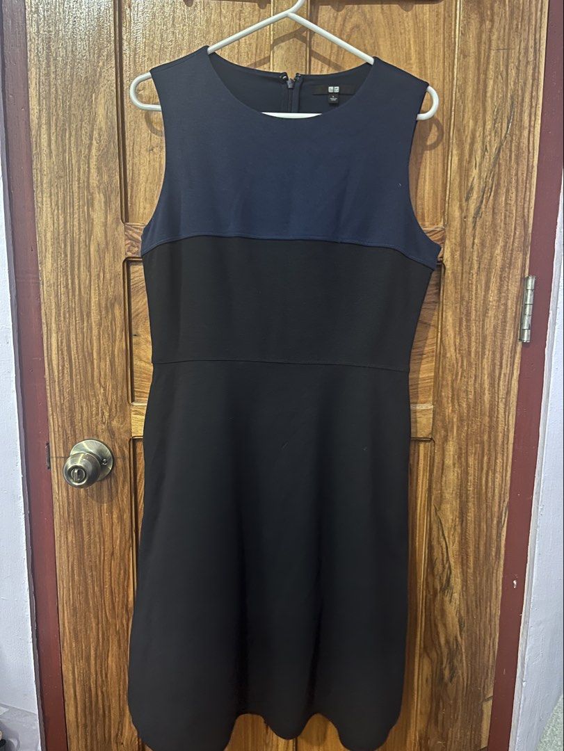 Uniqlo Dress (Category: Dresses) located in Santa Magdalena. Submitted by mystichawk-c529 (Listing ID 1433096457, Image 1). Description: See photos for size.