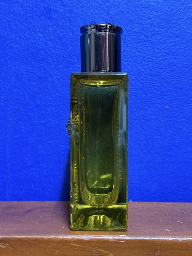 VERSACE EROS ENERGY 100ml EDP (Category: Fragrance & Deodorants) located in Quezon City. Submitted by laleix (Listing ID 1433155723, Image 2). Description: No box Test Sprayed only (still full) No issues RFS: Decluttering .