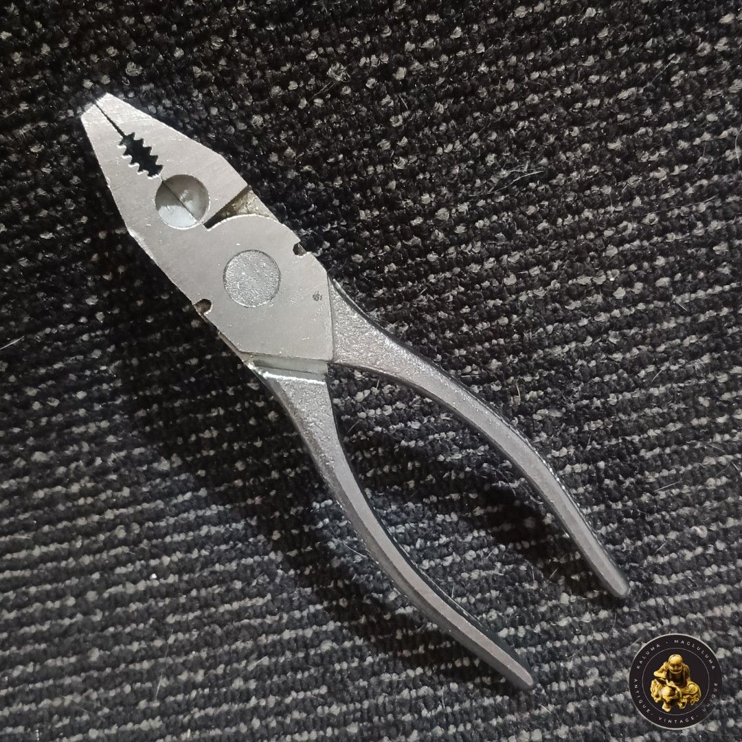 Vintage Will West Germany Pliers (Category: Construction Tools & Equipment) located in Meycauayan. Submitted by ka_luma (Listing ID 1433171743, Image 2). Description: .
