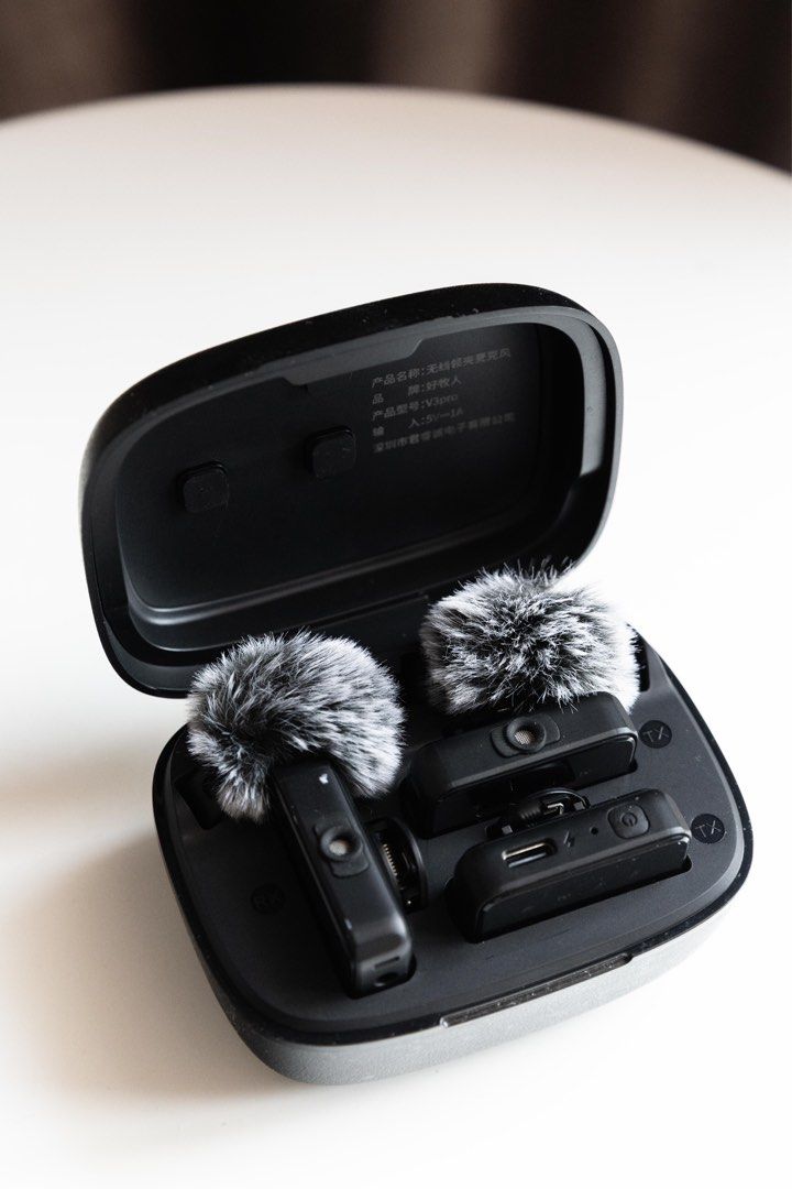 Wireless Microphone Set431269762806599682