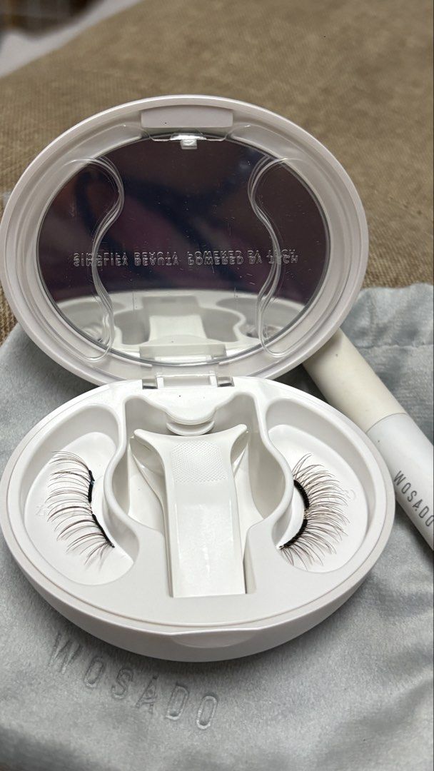 WOSADO Magnetic Eyelashes Set (Category: Makeup) located in Manila. Submitted by jasi2020 (Listing ID 1433059599, Image 2). Description: Used once. Nka stock lang po.