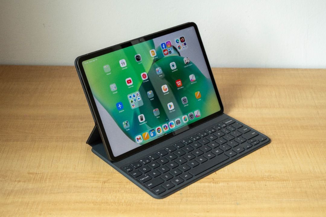 Xiaomi Pad 8 (or 8 Pro) Keyboard Case