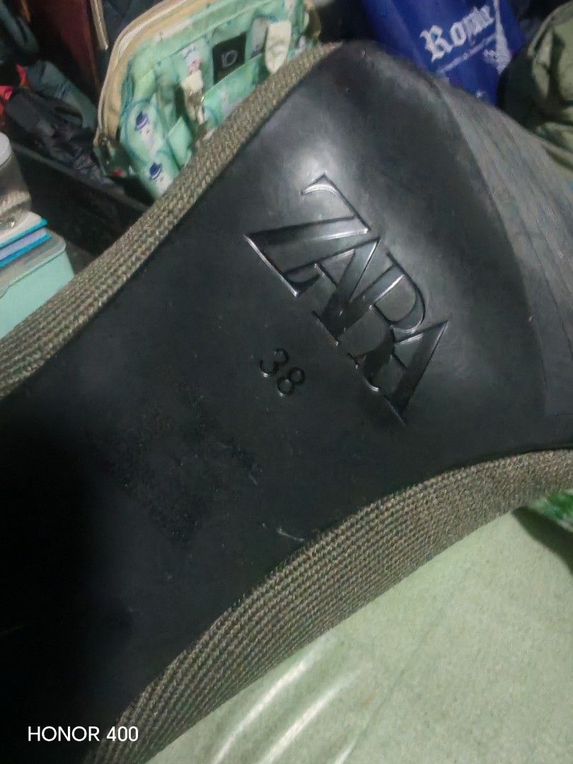 Zara Boots in Army Green (Category: Boots) located in Quezon City. Submitted by iamghen21 (Listing ID 1433001183, Image 2). Description: Used only sa photoshoot. Ganda nito actual. Sturdy ung heels nya. Last price posted..