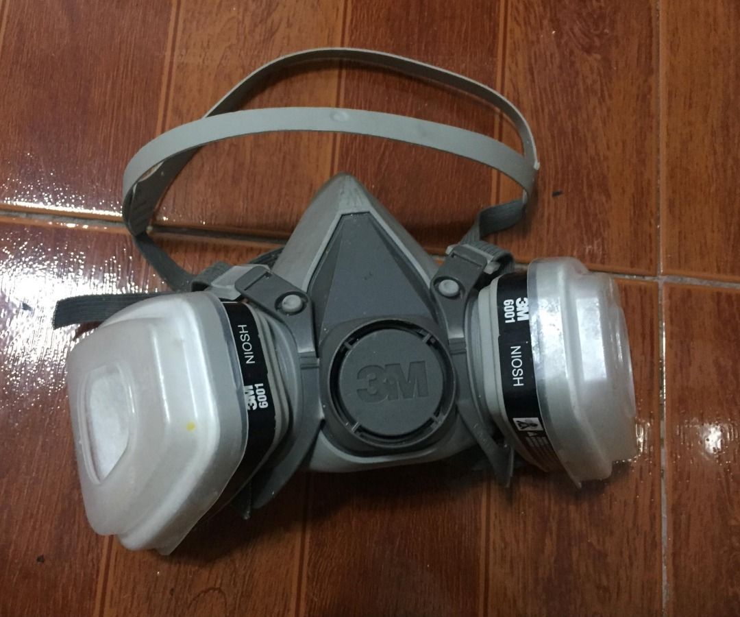 3M 6100 HALF FACE PIECE RESPIRATOR (Category: Face Masks & Face Shields) located in San Mateo. Submitted by averia. (Listing ID 1429721253, Image 3). Description: 3M 6100 HALF FACE PIECE RESPIRATOR Original Price Bought: around 2,500 Barely used.