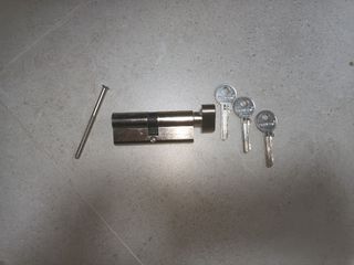 （分類：）位於 。 由 bc1965 提交（商品編號 1429746397，圖片 1）。簡介： 。