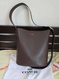 （分類：）位於 。 由 chillififi 提交（商品編號 1429719860，圖片 1）。簡介： 。