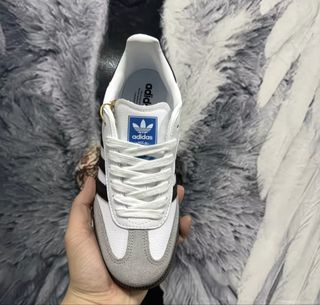 （分類：）位於 。 由 sshoes 提交（商品編號 1429684070，圖片 1）。簡介： 。