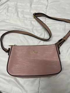 (Category: ) located in . Submitted by hmxira (Listing ID 1429805998, Image 1). Description: .
