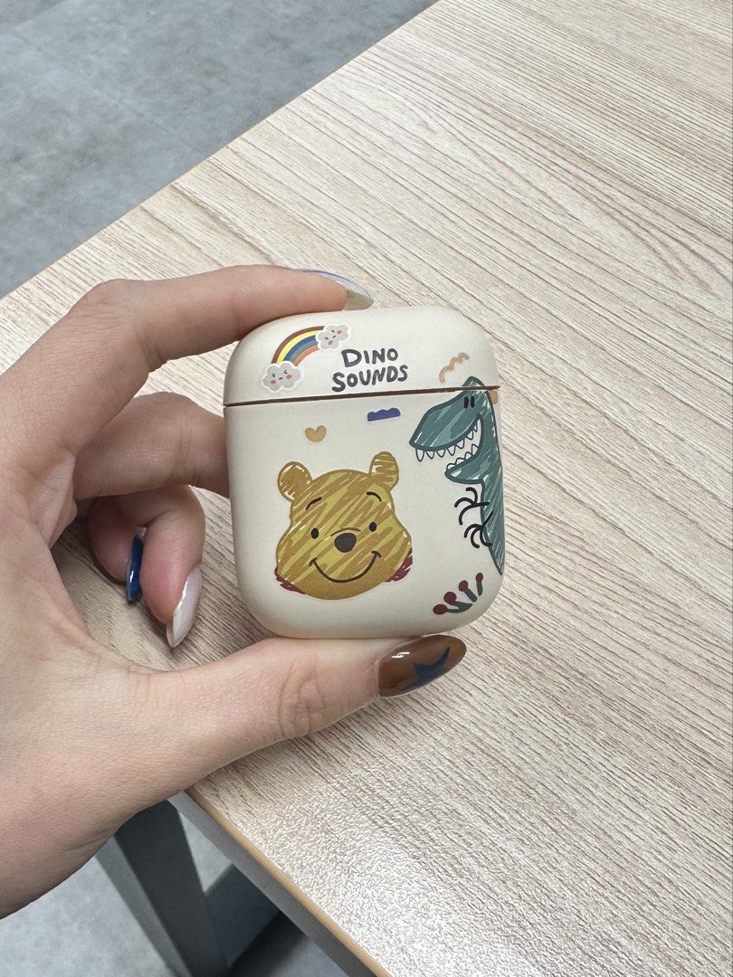 Apple AirPods 2418786141841008641