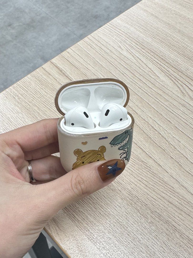 Apple AirPods 2