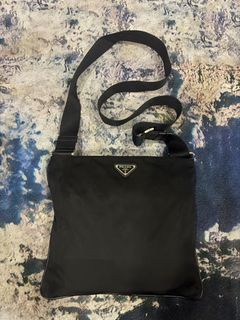 (Category: ) located in . Submitted by soloeventthrift (Listing ID 1429832922, Image 1). Description: .