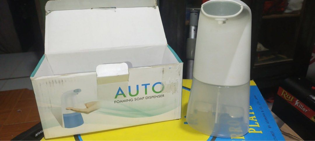 Auto Foaming Soap Dispenser (Category: Bath) located in Santo Tomas. Submitted by retrotastic (Listing ID 1429686409, Image 1). Description: Tested working, wala lang po takip battery port nya check pics.