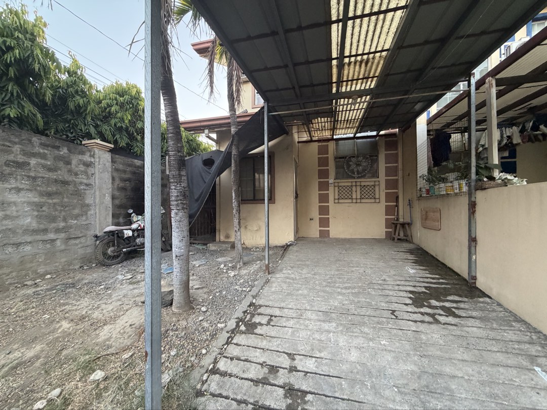 (Category: ) located in . Submitted by patats (Listing ID 1426356550, Image 1). Description: .