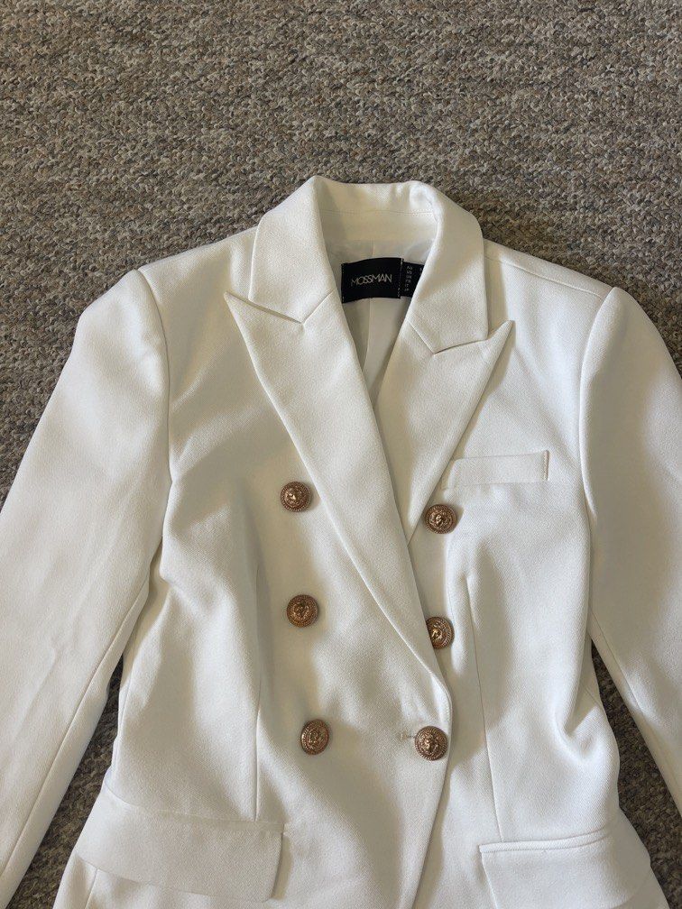 Blazer (Category: Women's Clothes) located in Liverpool. Submitted by amraluckett (Listing ID 1429688326, Image 3). Description: Mossman Blazer Size 8.