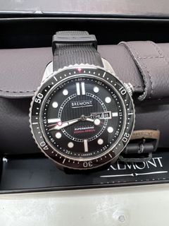 （分類：）位於 。 由 watch_outz 提交（商品編號 1429783885，圖片 1）。簡介： 。