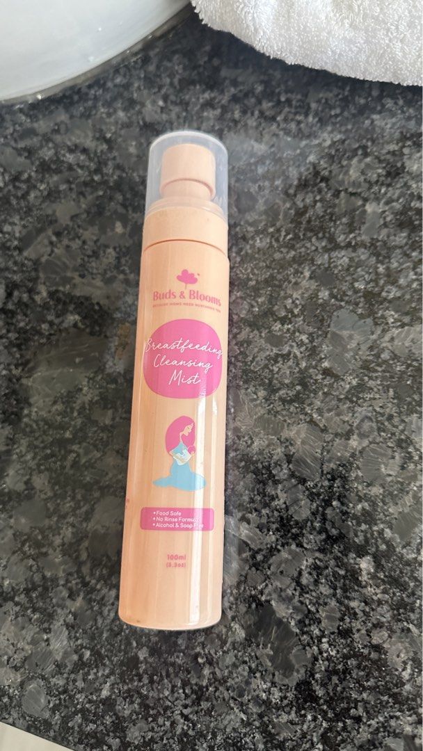 Buds & Blooms Breastfeeding Cleansing Mist 100ml (Category: Breastfeeding & Bottle Feeding) located in Makati City. Submitted by mvintageph888 (Listing ID 1429744994, Image 1). Description: - BRANDNEW - 2027 Expiry - RFS: Decluttering, never used.