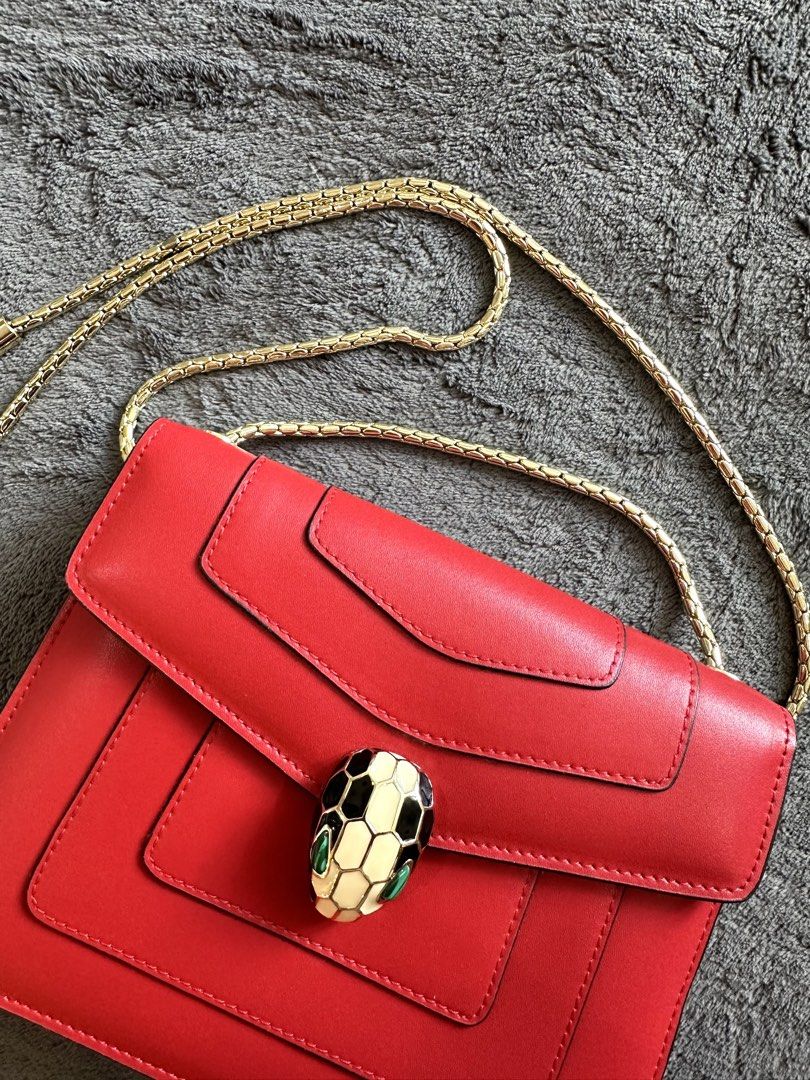 Bvlgari Serpenti Bag (Category: Luxury Bags & Wallets) located in Manila. Submitted by prelovedsoso (Listing ID 1429737644, Image 3). Description: Bvlgari Serpenti Forever bag Self auth, was given to me as a gift Very minor flaw (see last slide) in inner flap, small dot mark but I feel can be removed no dustbag .