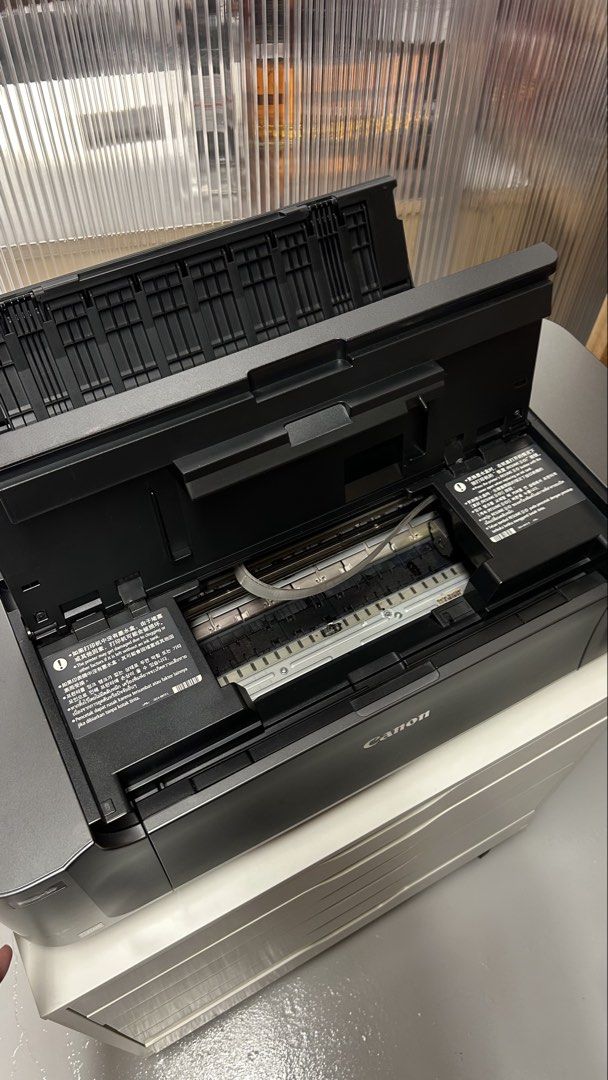 Canon Pro-10 Inkjet Printer446068611340707841
