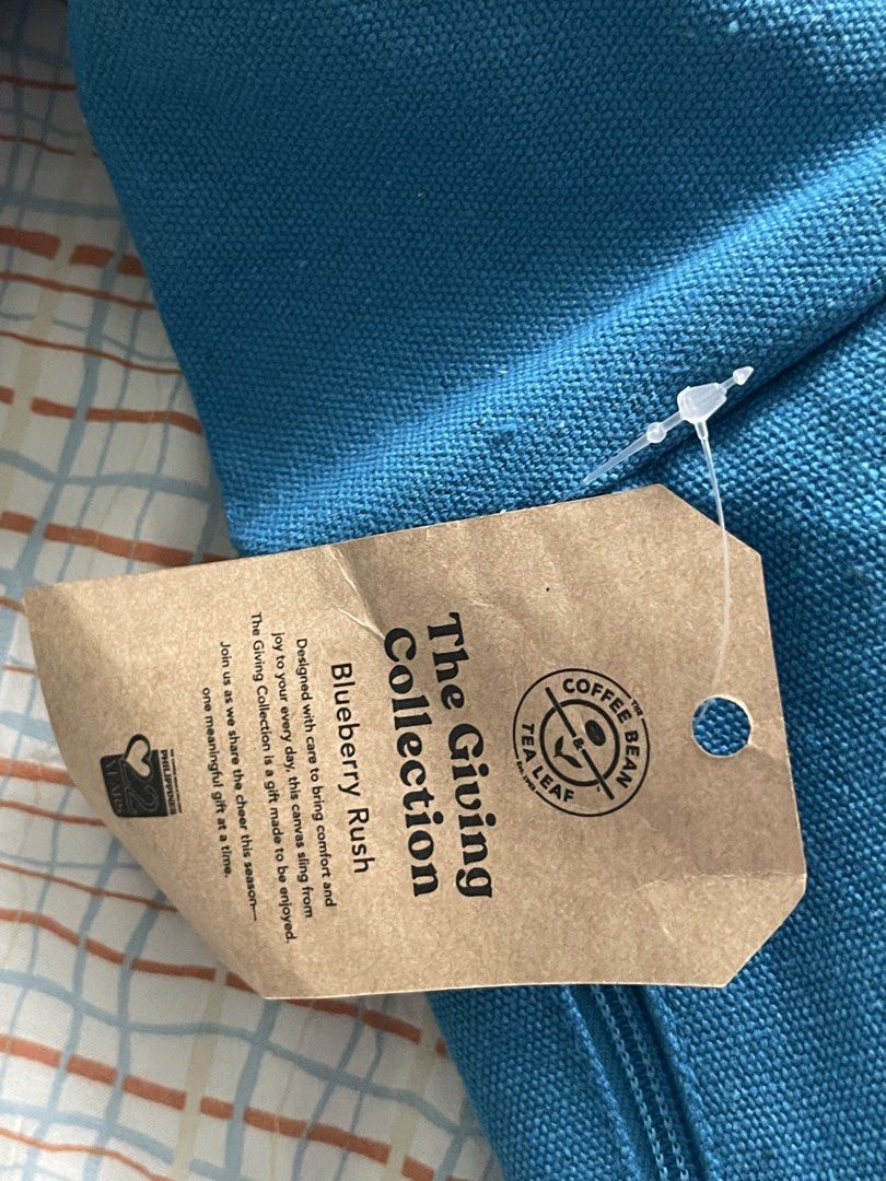 CBTL bag Blueberry Rush Canvas Tote (Category: Shoulder Bags) located in Quezon City. Submitted by ewyeung (Listing ID 1429738397, Image 3). Description: Never used CBTL Giving Collection Blueberry rush canvas bag.