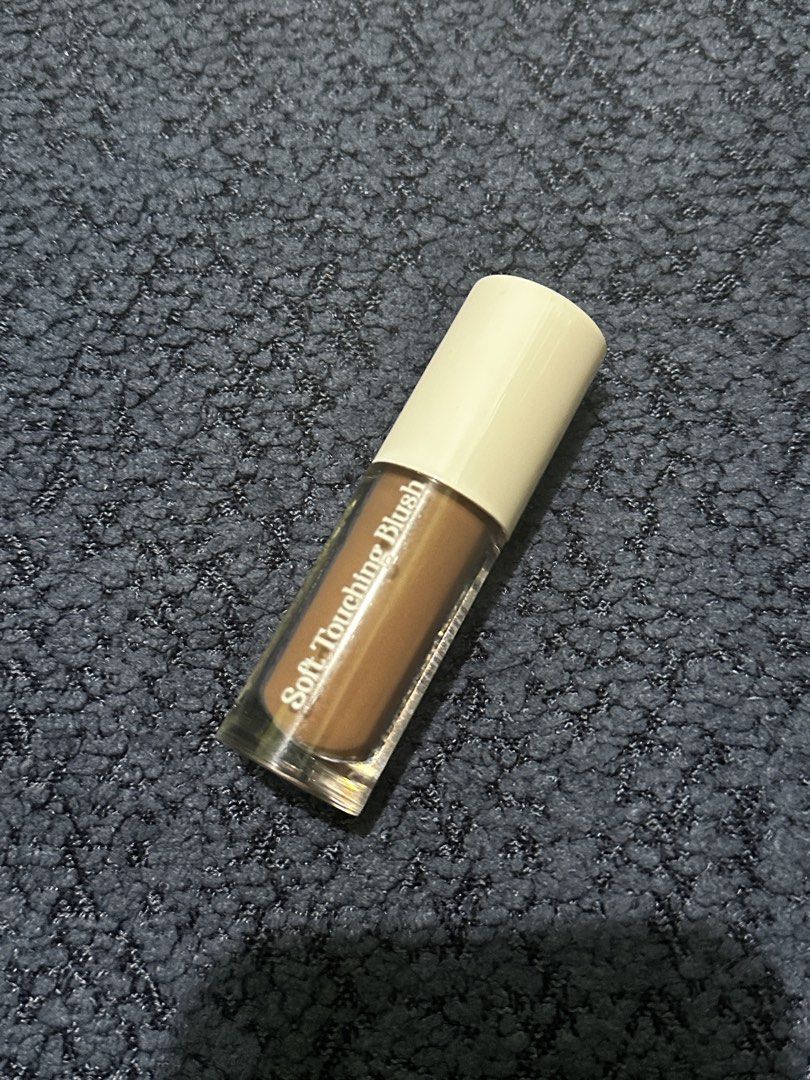 Celeste Soft Touching Blush (Category: Makeup) located in Angeles City. Submitted by n_cln (Listing ID 1429778757, Image 2). Description: - tried as a contour/blush 2x only - good as new - price: 55.