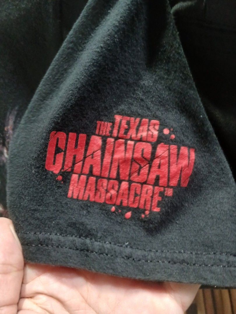 Chainsaw massacre horror tee (Category: Tshirts & Polo Shirts ) located in Cebu City. Submitted by perfectzero (Listing ID 1429750952, Image 2). Description: 18 x 25.