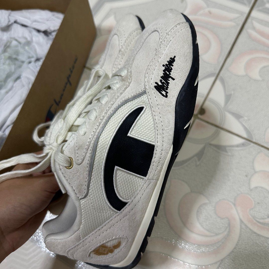 Champion Champ 2K Racer Sneakers (Category: Sneakers) located in Makati City. Submitted by sohdeclutters_ (Listing ID 1429835224, Image 2). Description: Bought in Taiwan last November 2025 Size 6W — used once only, can pass as brand new 🥹 RFS: realized it’s not my style lol 😭 Original price: ₱5,500+ (in peso) Selling for: ₱4,000 😬 (slightly nego if sure buyer) dm if interested! 💌.