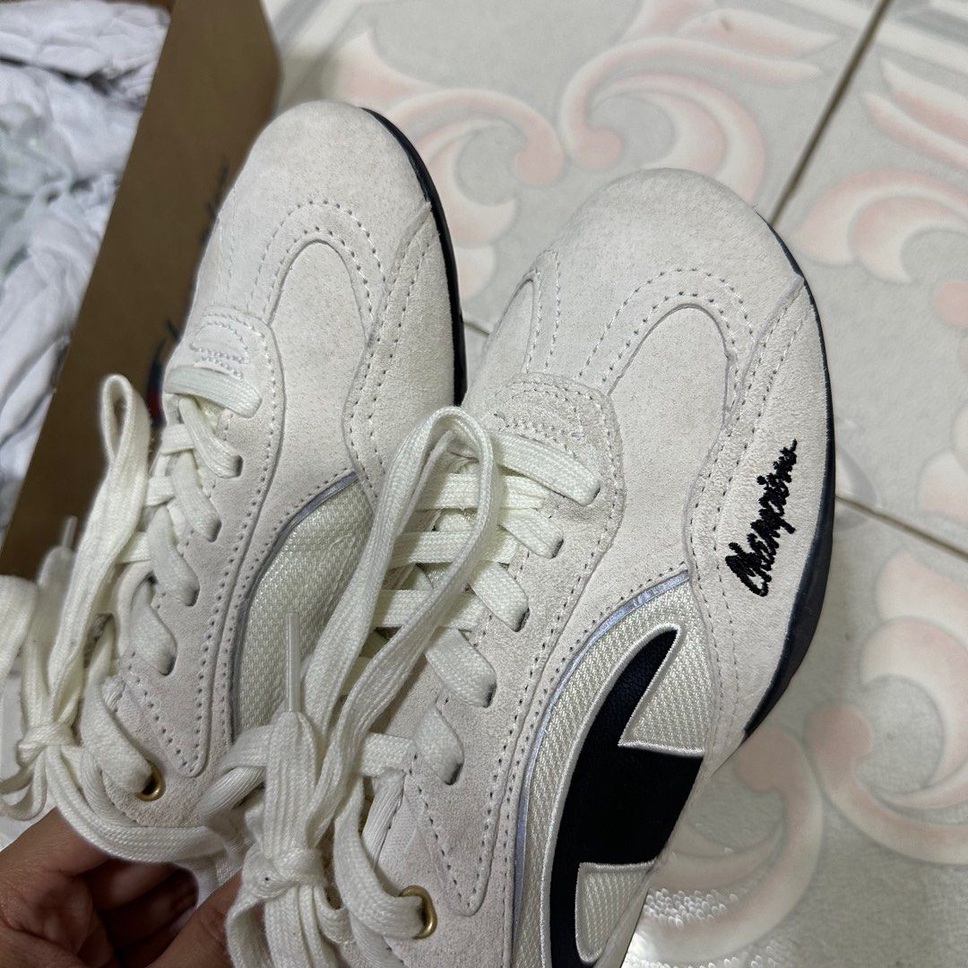 Champion Champ 2K Racer Sneakers (Category: Sneakers) located in Makati City. Submitted by sohdeclutters_ (Listing ID 1429835224, Image 3). Description: Bought in Taiwan last November 2025 Size 6W — used once only, can pass as brand new 🥹 RFS: realized it’s not my style lol 😭 Original price: ₱5,500+ (in peso) Selling for: ₱4,000 😬 (slightly nego if sure buyer) dm if interested! 💌.