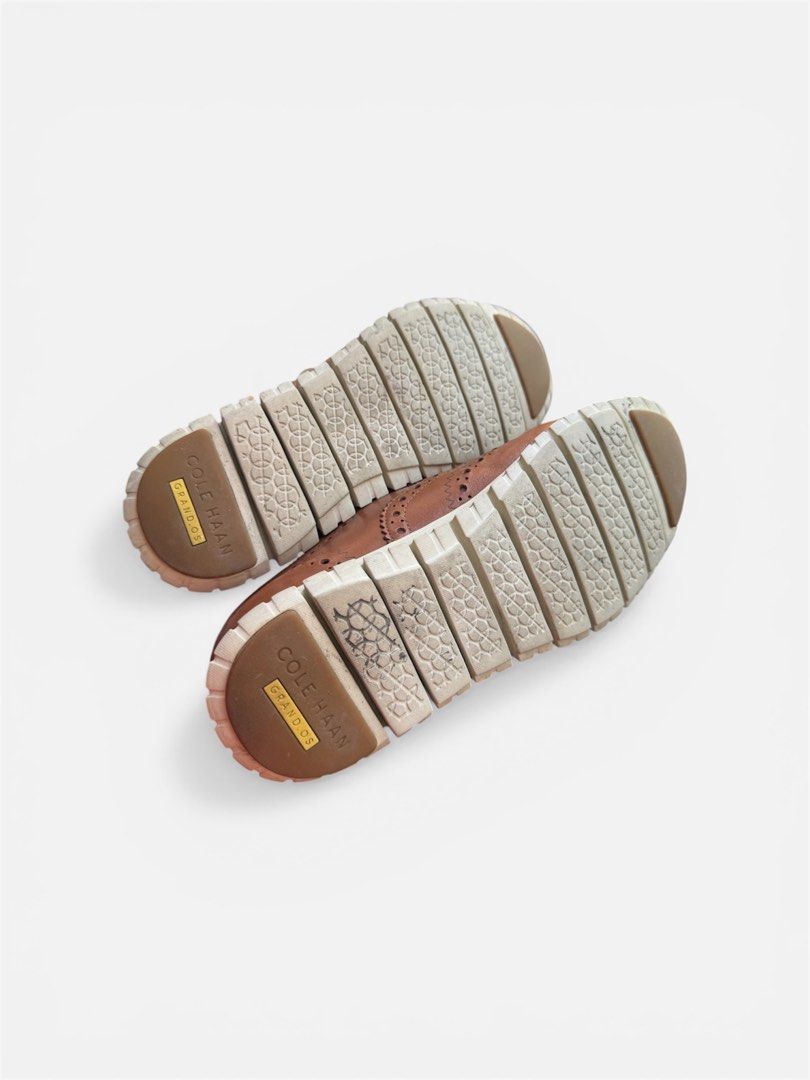 Cole Haan Grand OS Shoes (Category: Loafers) located in Pasig City. Submitted by gracefalcs (Listing ID 1429686413, Image 3). Description: Colehaan Zerogrand US 6.5.