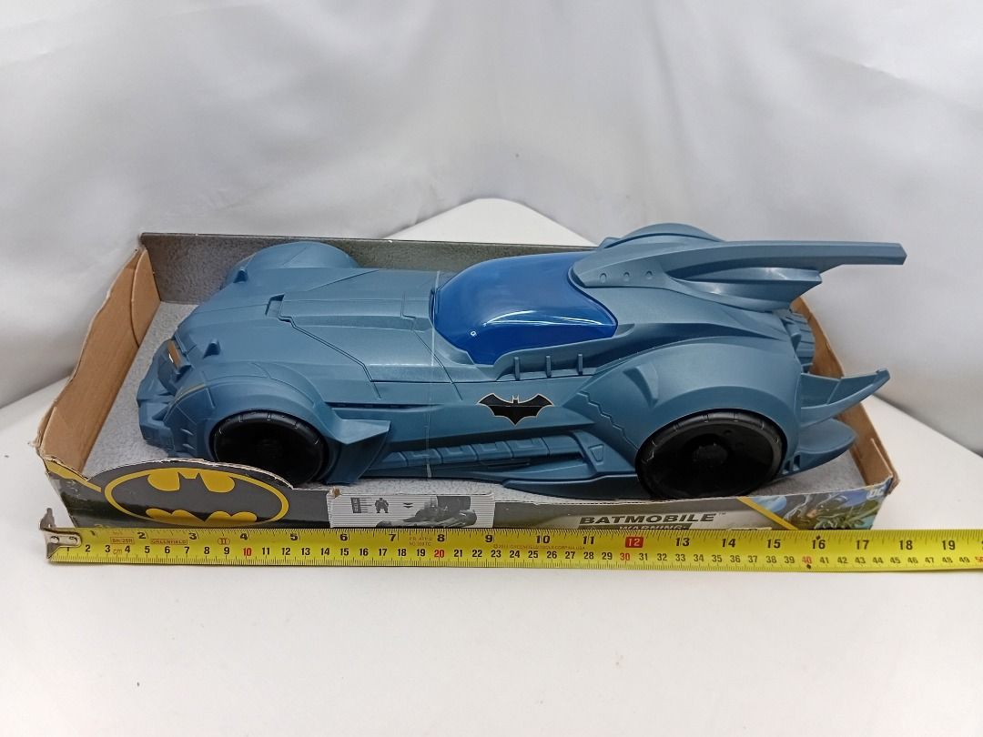DC Batman Batmobile Spin Master Vehicle (Category: Vehicle & Diecast Models) located in Quezon City. Submitted by ToyzzKoleksyon (Listing ID 1429693747, Image 1). Description: Authentic/Branded. -Price: 800 -Condition: AS IS. New In Box. OLD STOCK. -Issue: DAMAGE BOX. -What you see is what you get. -Please check photos for issues. -Pm me for questions. -Location: Quezon City b#78.